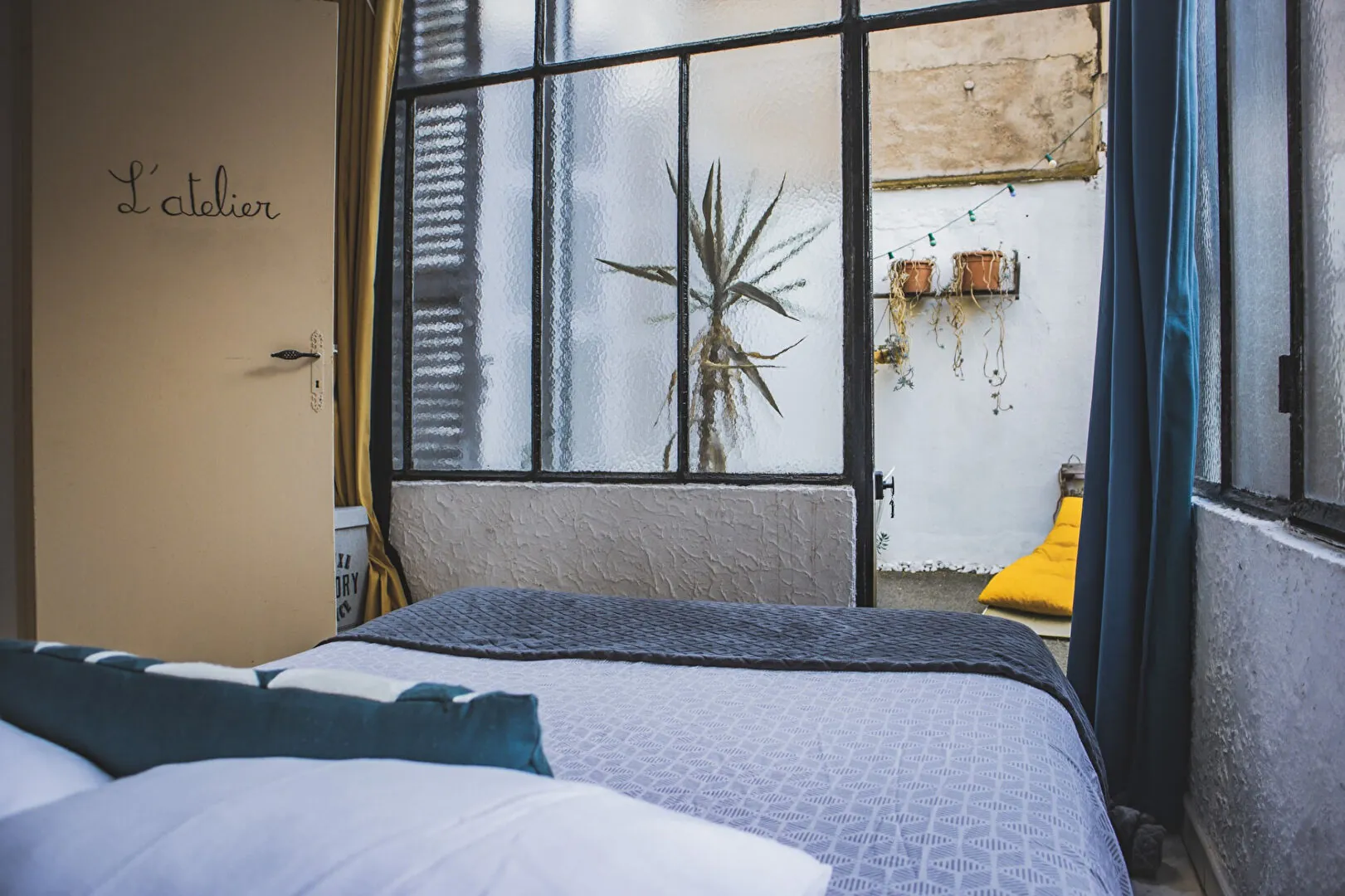 Charmant appartement 1 bis avec terrasse exceptionnelle à Marseille 6ème 