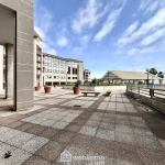 Local commercial de 41m² à Bastia avec box privatif dans le Fango