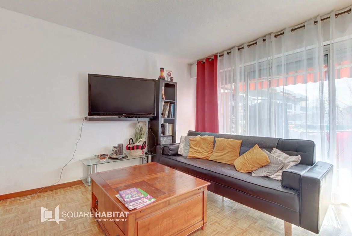 Appartement 4 pièces lumineux de 89 m² à Marseille dans résidence calme 