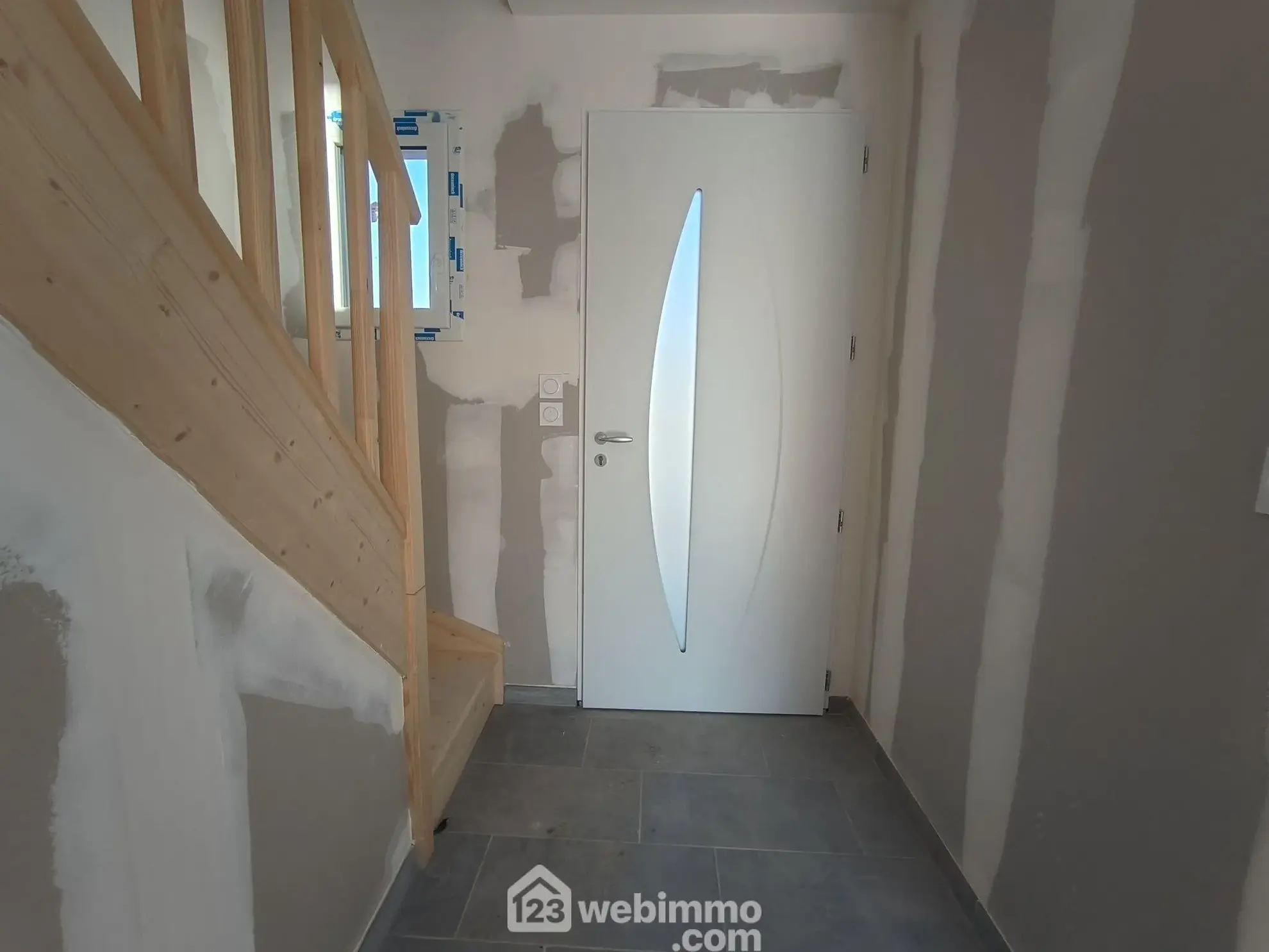 Maison neuve de 90 m² à Vailly-sur-Aisne avec garage et jardin 