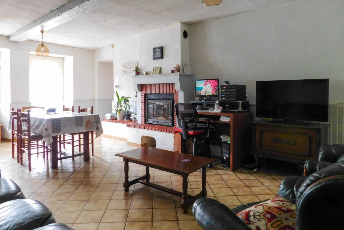 Maison de village à Chantonnay de 140 m² avec jardin et garage 