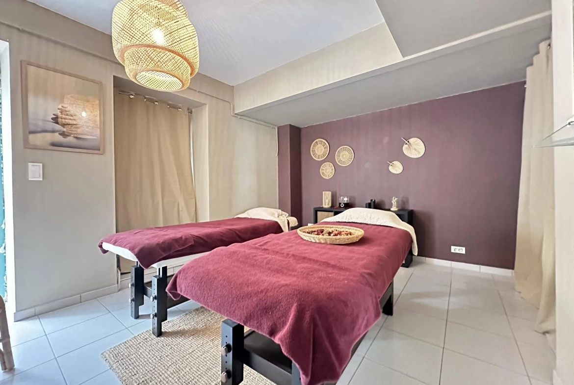Immeuble de 214 m² à Bruyères-et-Montbérault avec local commercial et appartement 