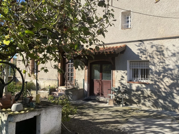 Maison à vendre à Albi de 148 m² avec jardin et potentiel de rénovation