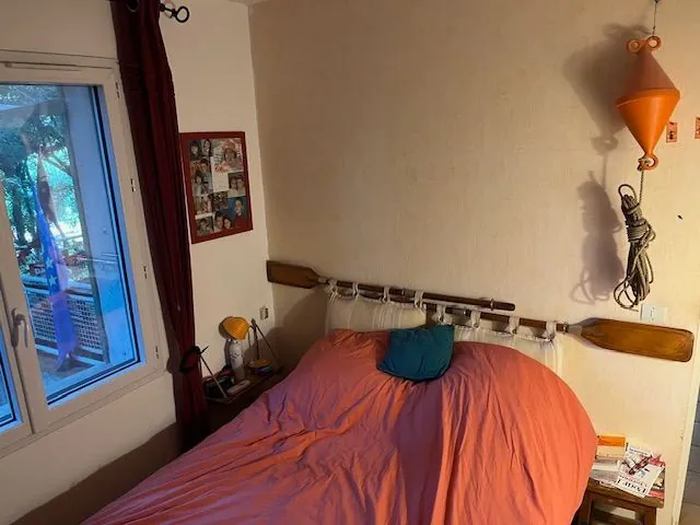 Maison de 60 m² avec 2 chambres en bordure de rivière à Castillon du Gard 