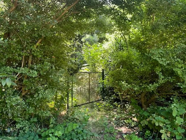 Maison de 60 m² avec 2 chambres en bordure de rivière à Castillon du Gard 