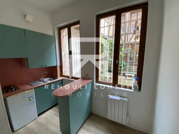 A vendre T1 de 26,50 m² proche place Cauchoise à Rouen - Investissement idéal