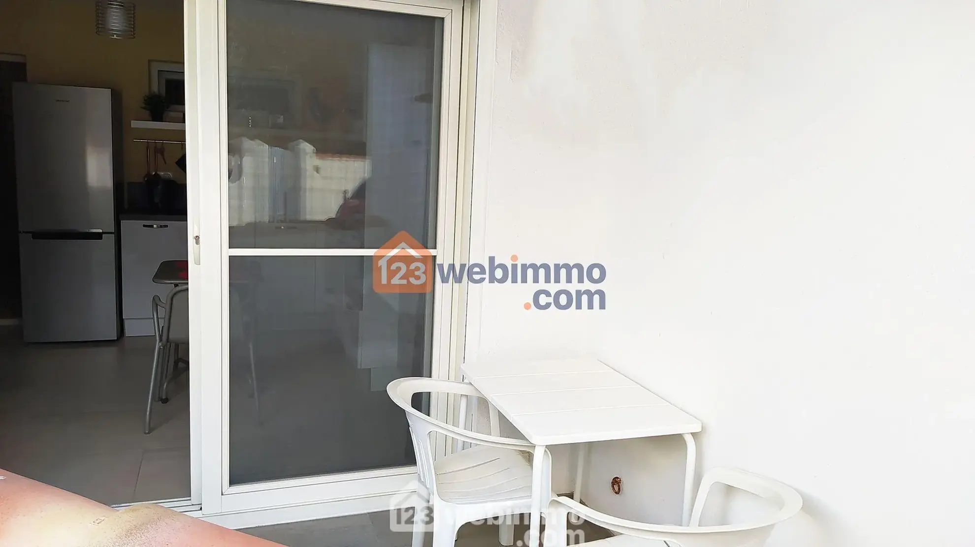 Appartement T2 rénové de 30 m² face à la plage à Saintes-Maries-de-la-Mer 