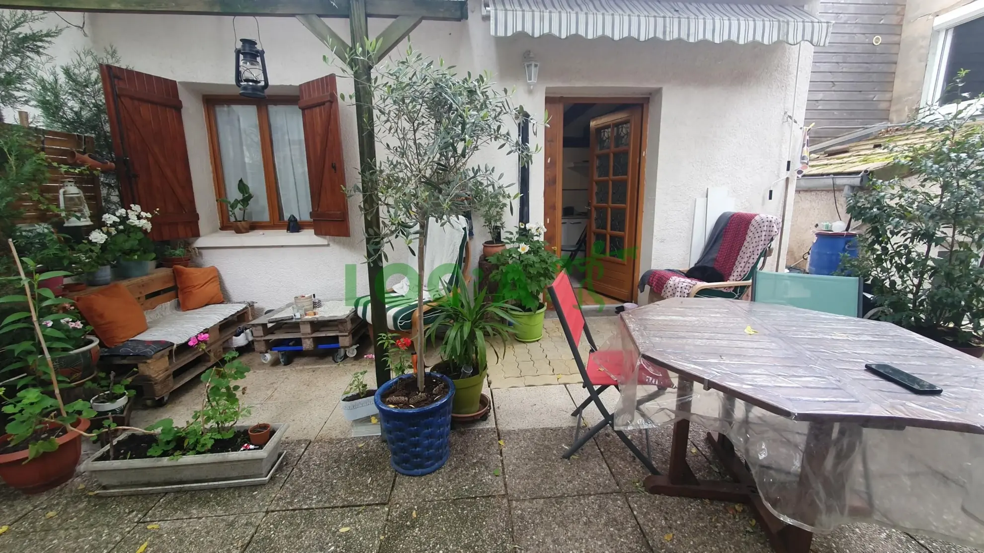 Charmante maison F2 avec terrasse et cour privée à Dijon, quartier Théâtre 