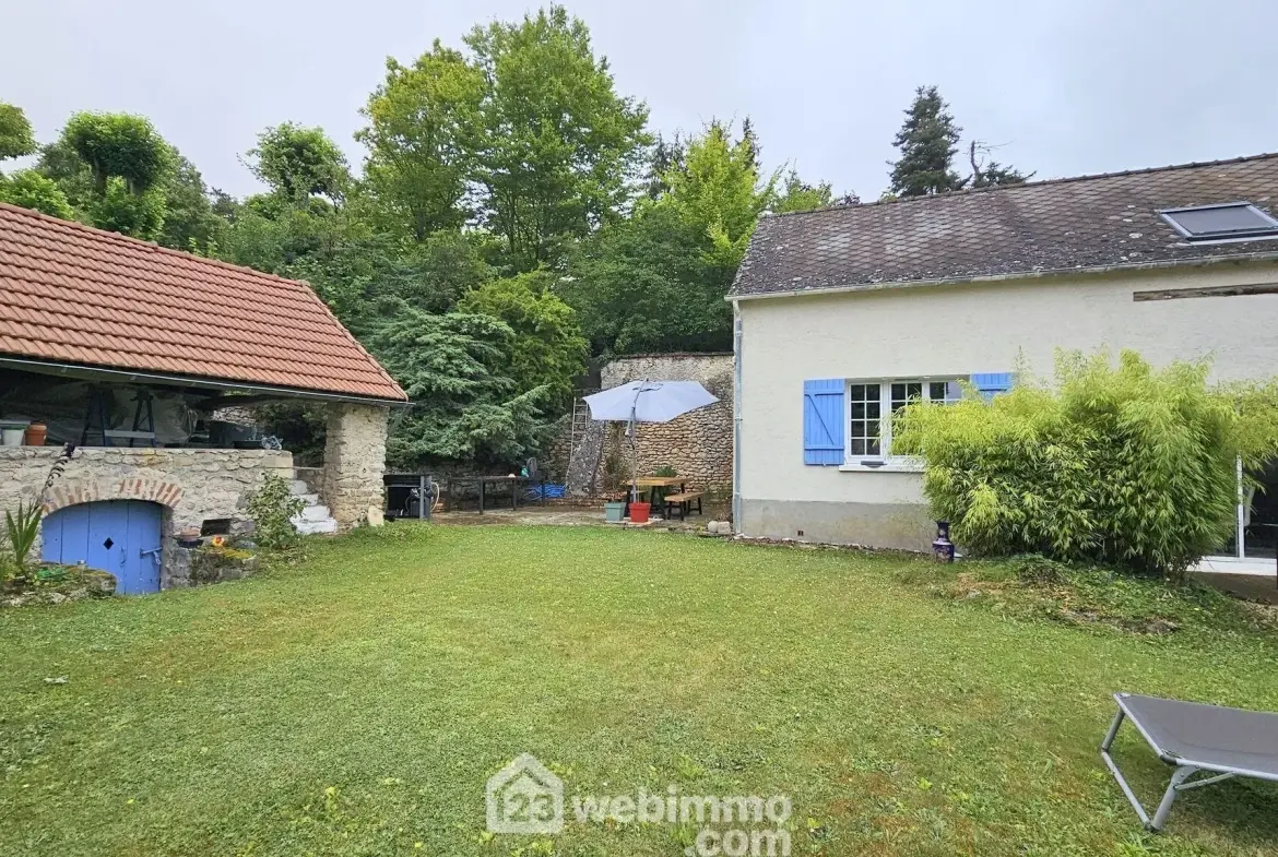 Maison rénovée de 102 m² avec jardin à Milly-la-Forêt proche gare 