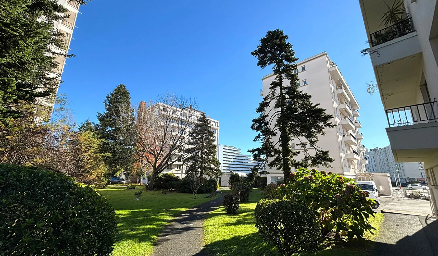 Vente appartement T3 de 70 m² avec garage à Anglet Bernain 