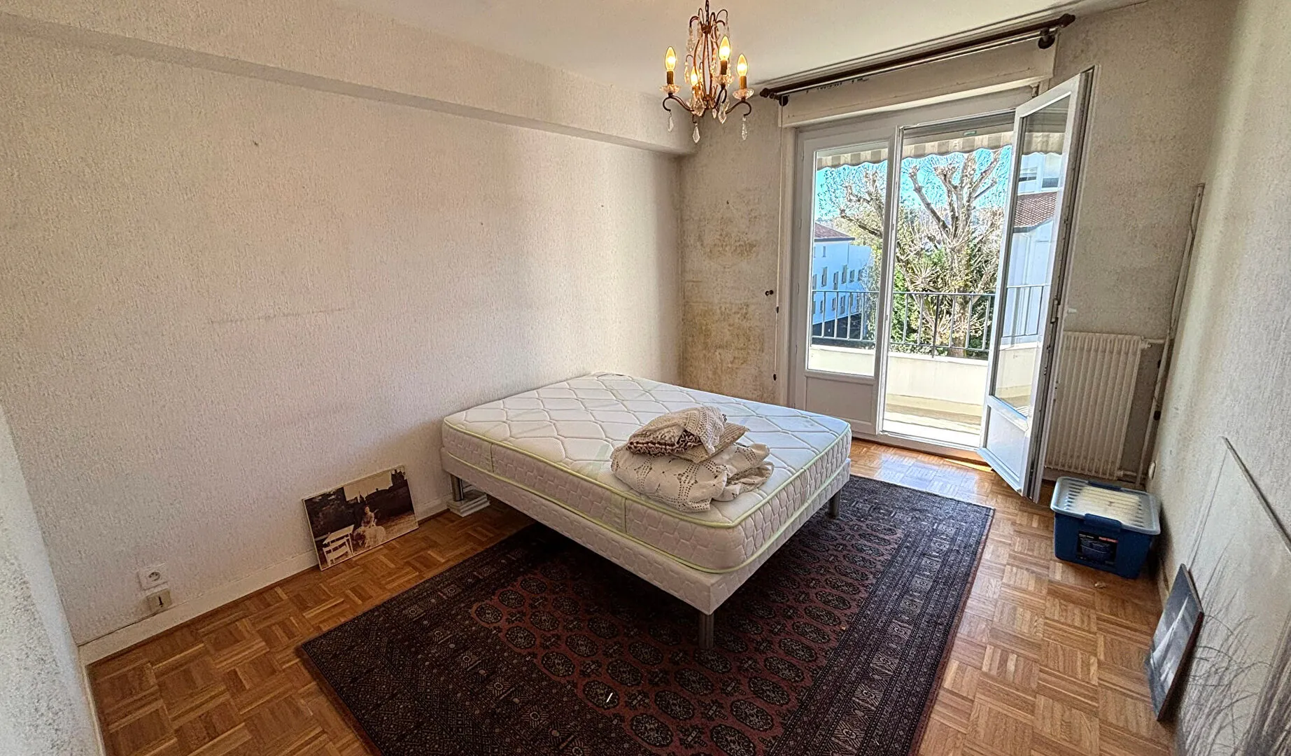 Appartement 3 pièces de 70 m² à Anglet Bernain avec balcon et cave 