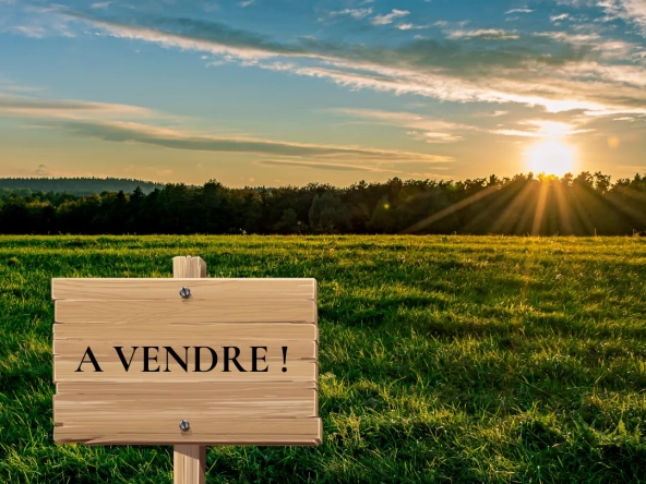 Terrain constructible de 678 m2 à vendre proche de Rouen