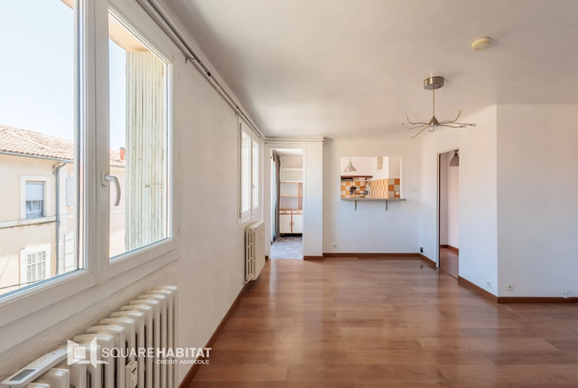 Charmant appartement 2 pièces à Cavaillon avec balcon et cave – idéalement situé 