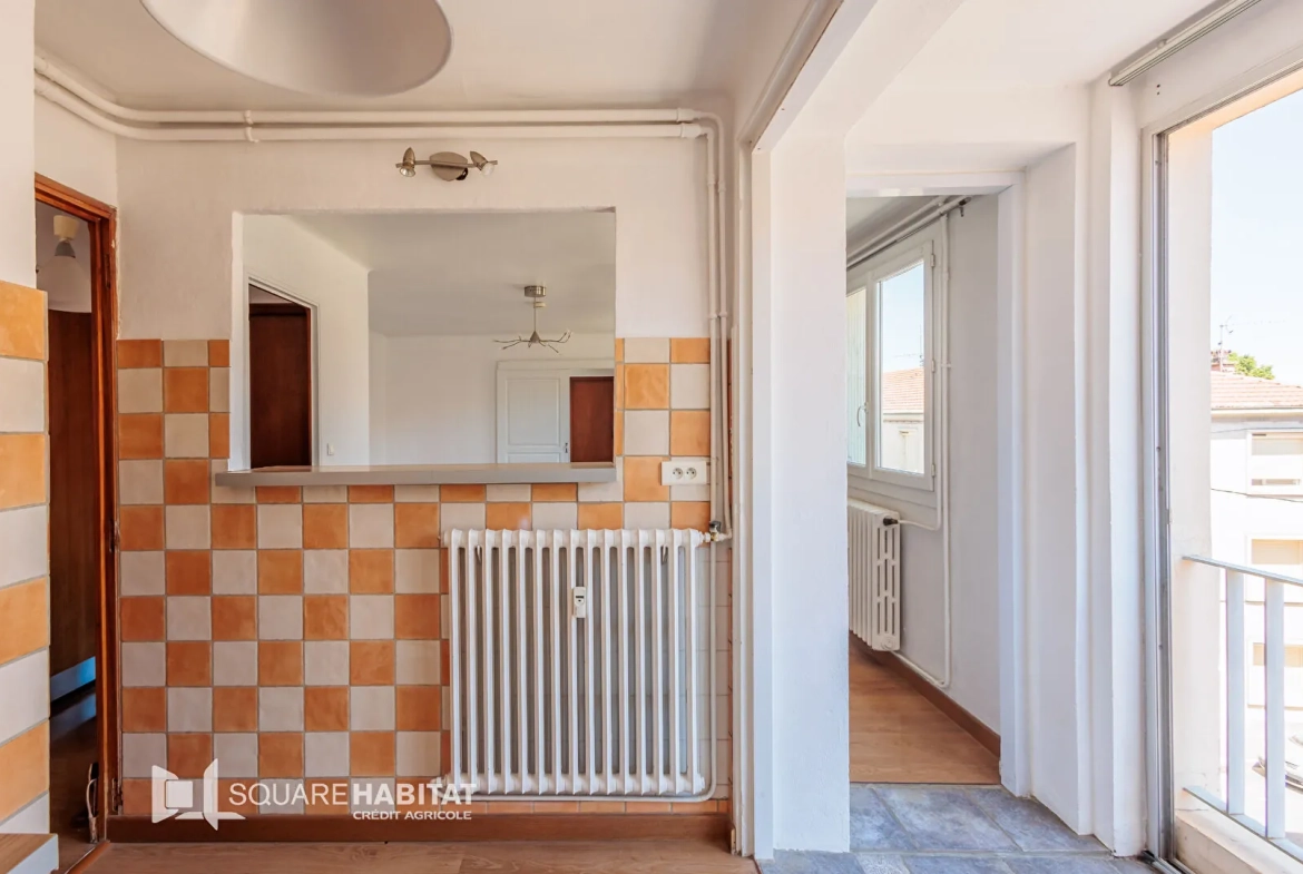 Charmant appartement 2 pièces à Cavaillon avec balcon et cave – idéalement situé 