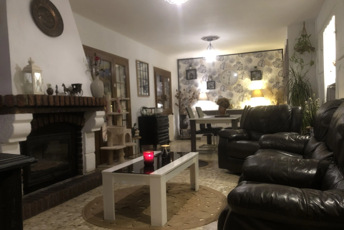 Deux maisons de plain-pied avec jardin et garage à Moreuil 80110 