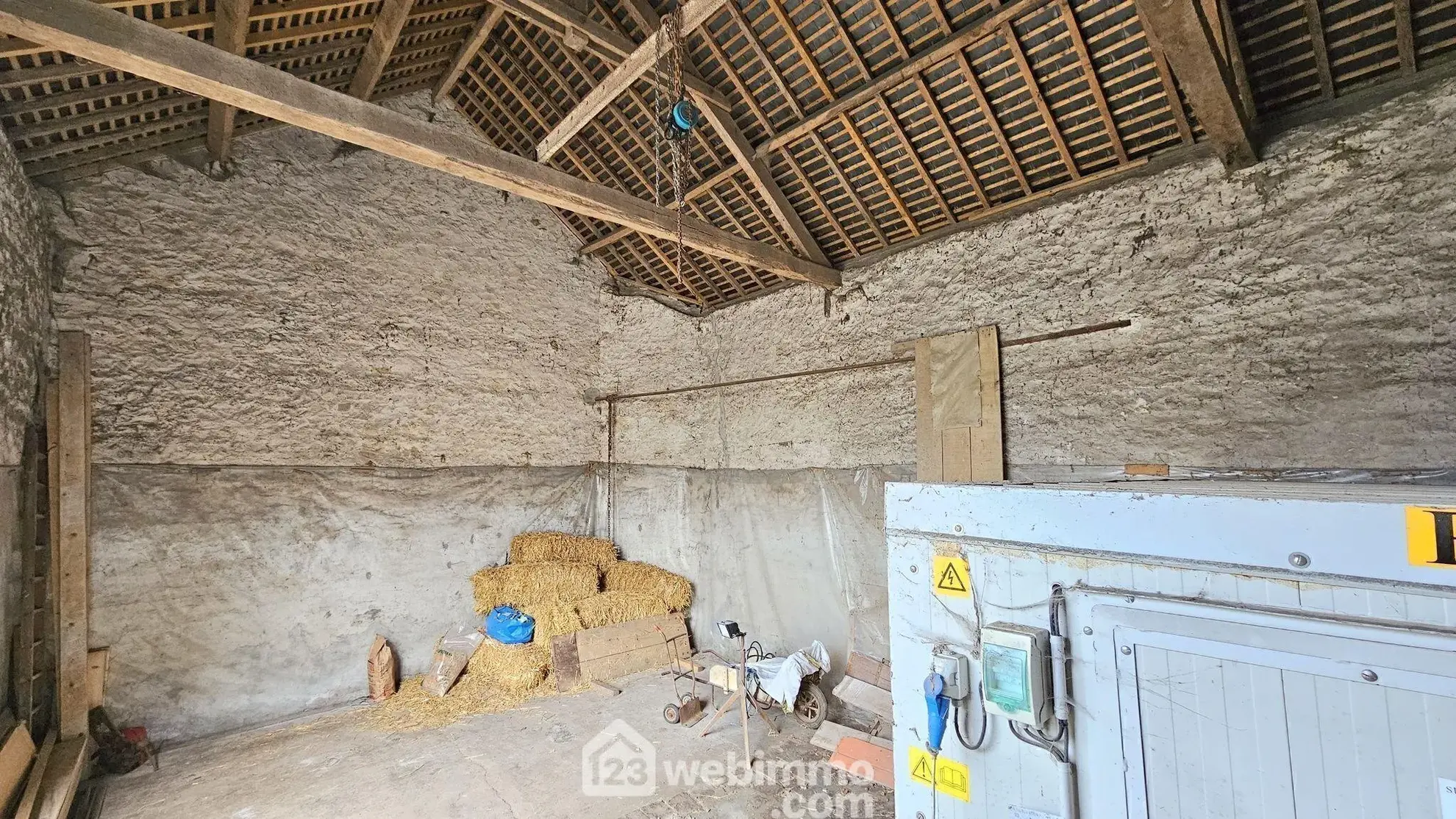 Belle bâtisse de 264 m² à rénover au cœur du château de Rumont, La Chapelle-la-Reine 