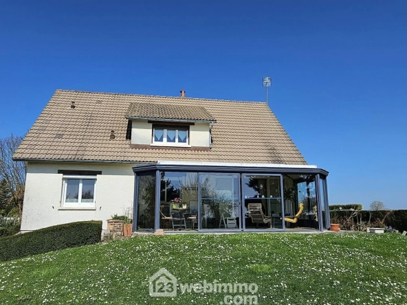 Belle maison lumineuse de 175 m² avec jardin à Orville