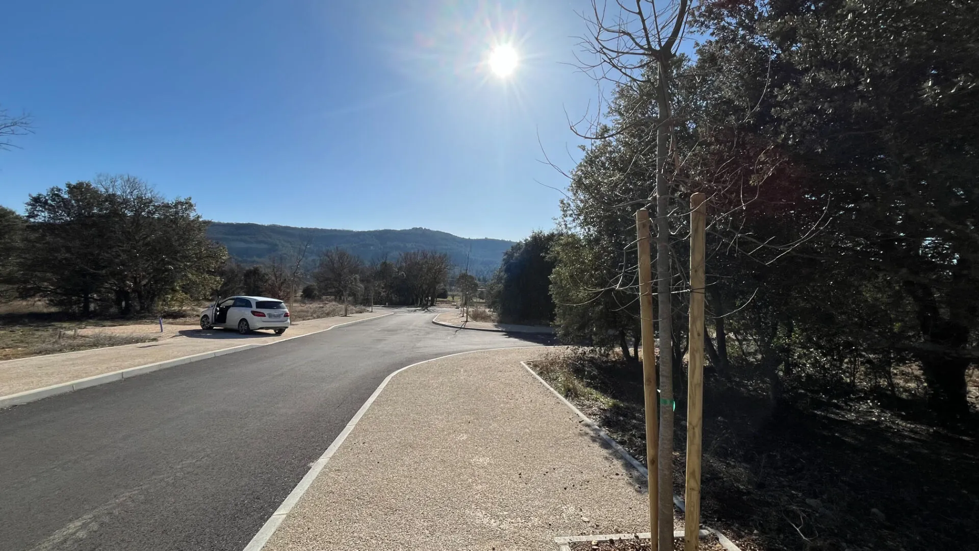 Terrain à vendre à Rustrel face au Colorado - 865 m² viabilisé 