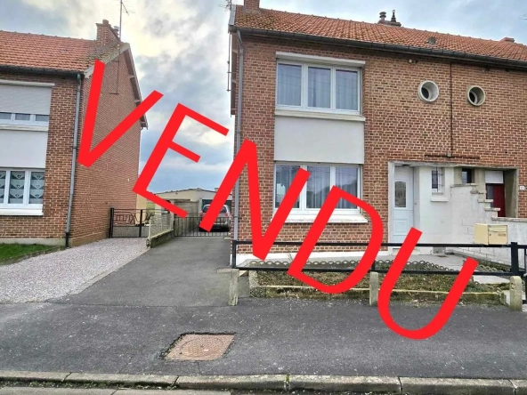 Maison à vendre à Berlaimont avec 3 chambres, garage et jardin - Classe Énergie E
