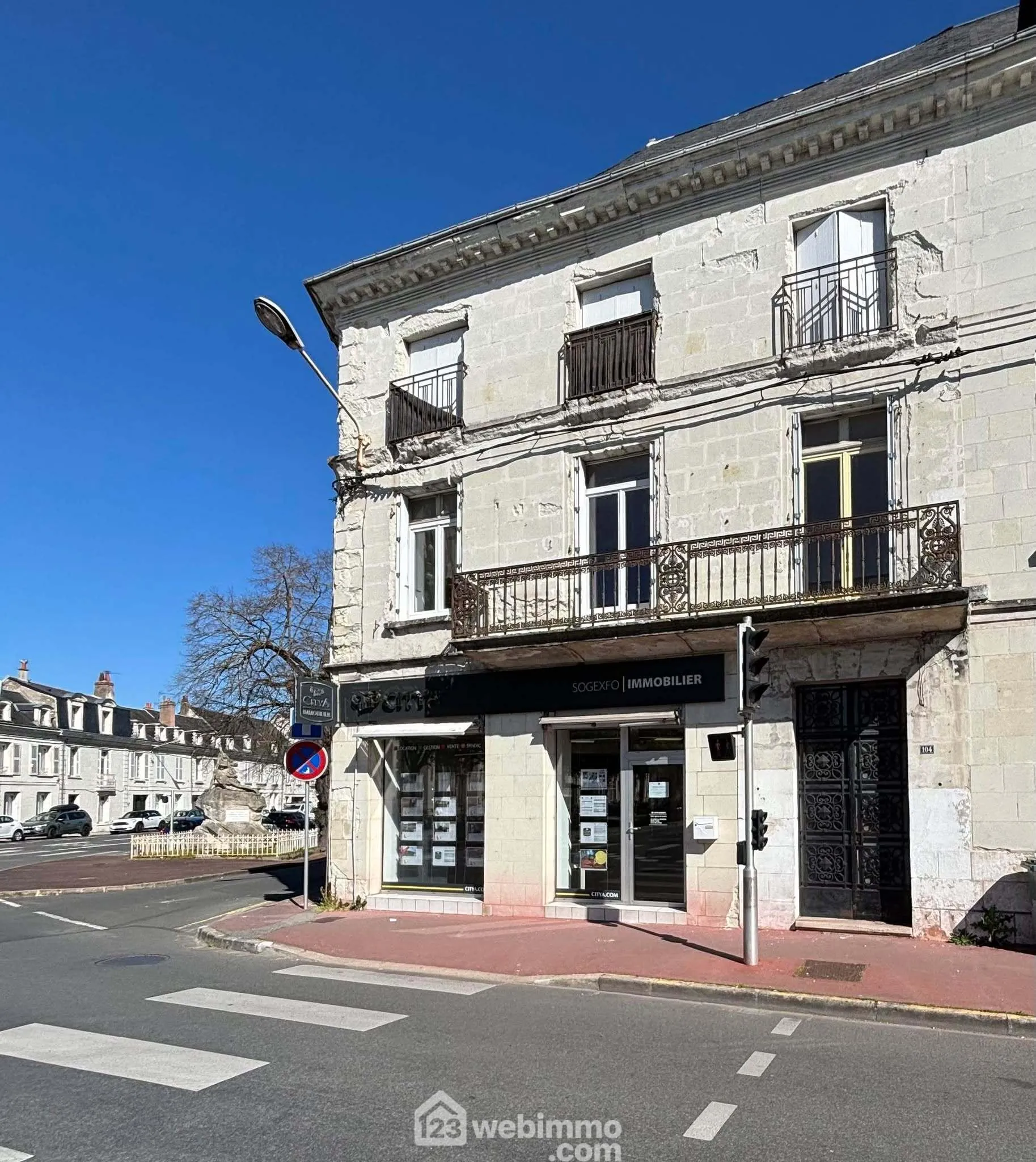 Appartement à vendre de 65 m² en hypercentre à Châtellerault - Investissement ou résidence 