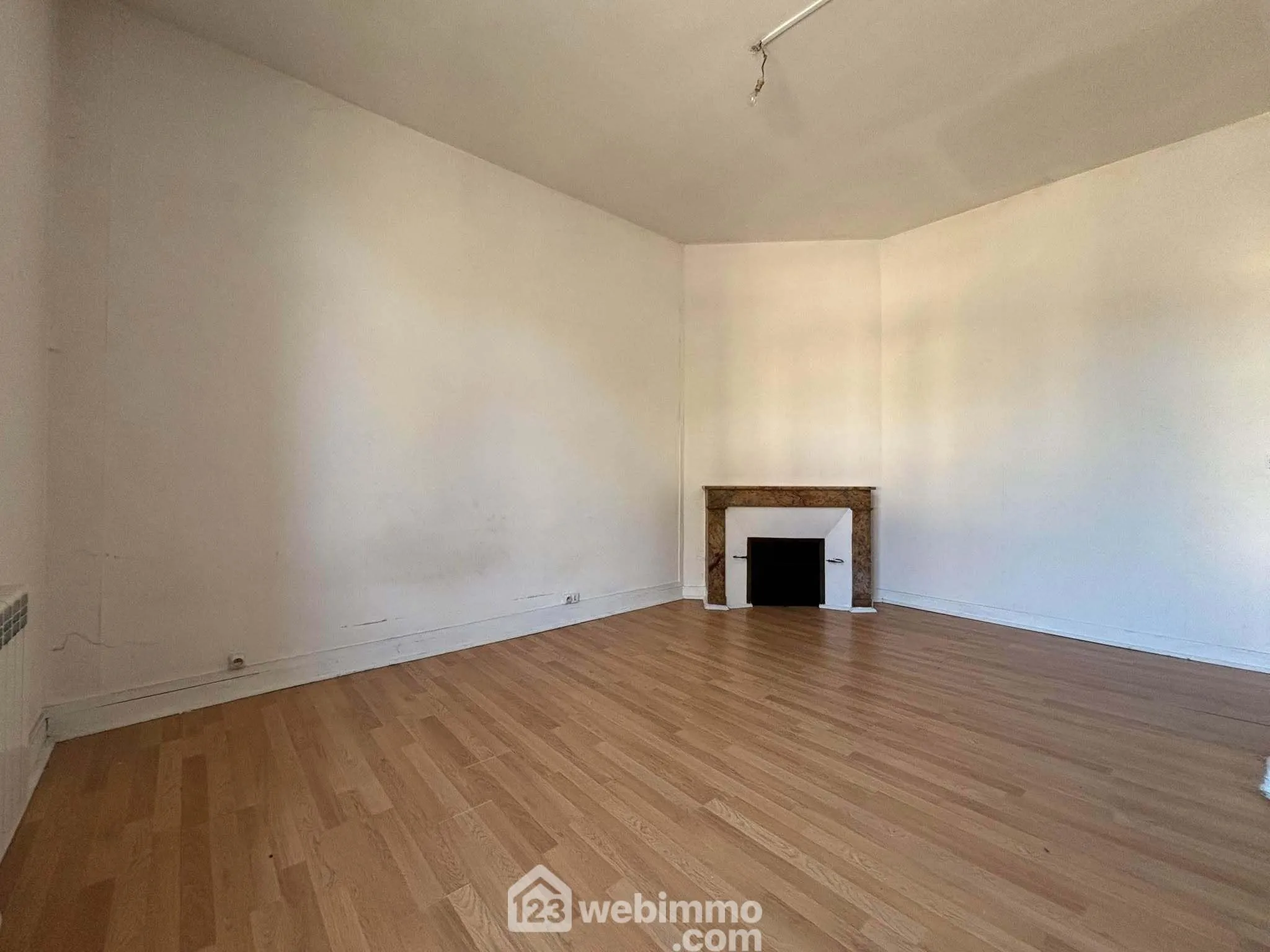 Appartement à vendre de 65 m² en hypercentre à Châtellerault - Investissement ou résidence 