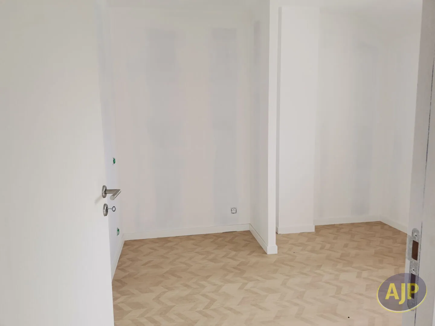 Appartement T3/T4 neuf à Saint-Nazaire près de l'université avec parking 