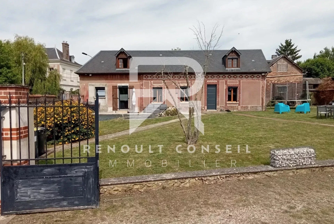 Longère rénovée de 140 m² à Sacquenville, proche d'Évreux 
