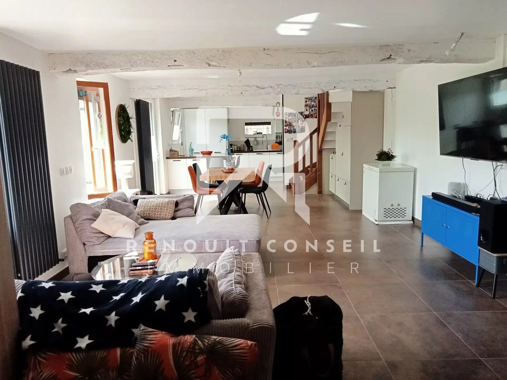 Longère rénovée de 140 m² à Sacquenville, proche d'Évreux 