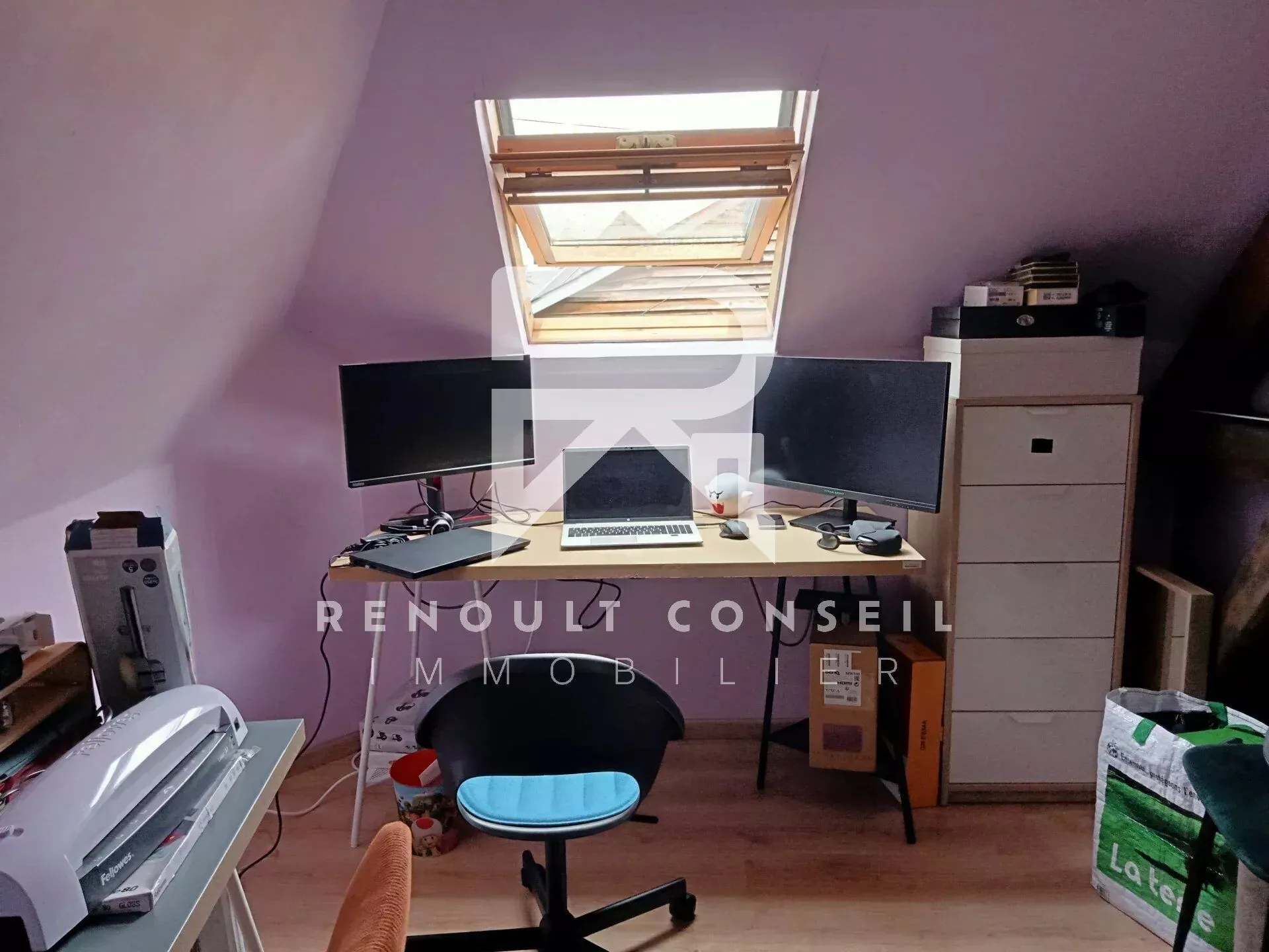 Longère rénovée de 140 m² à Sacquenville, proche d'Évreux 