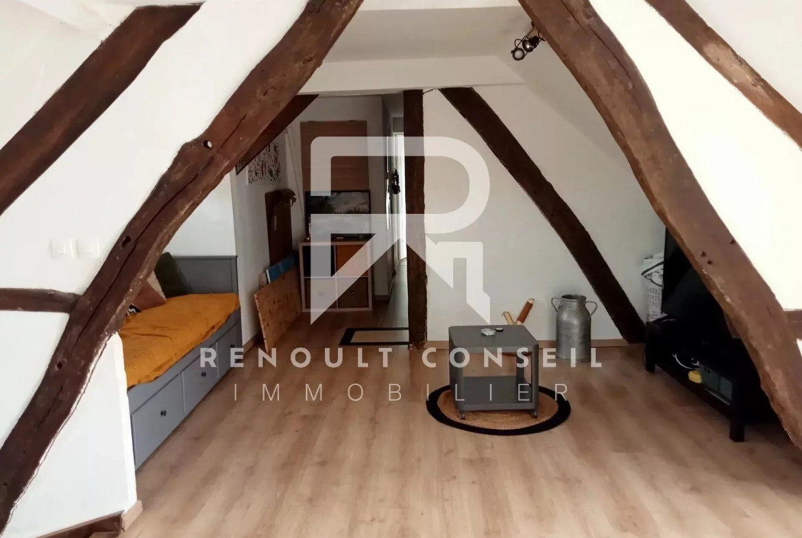 Longère rénovée de 140 m² à Sacquenville, proche d'Évreux 