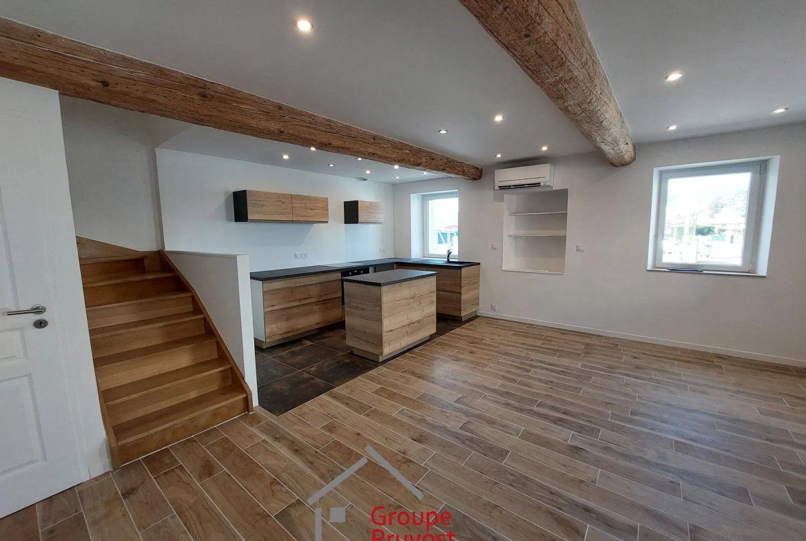 Achat maison de village moderne de 74 m² à Vaugneray 