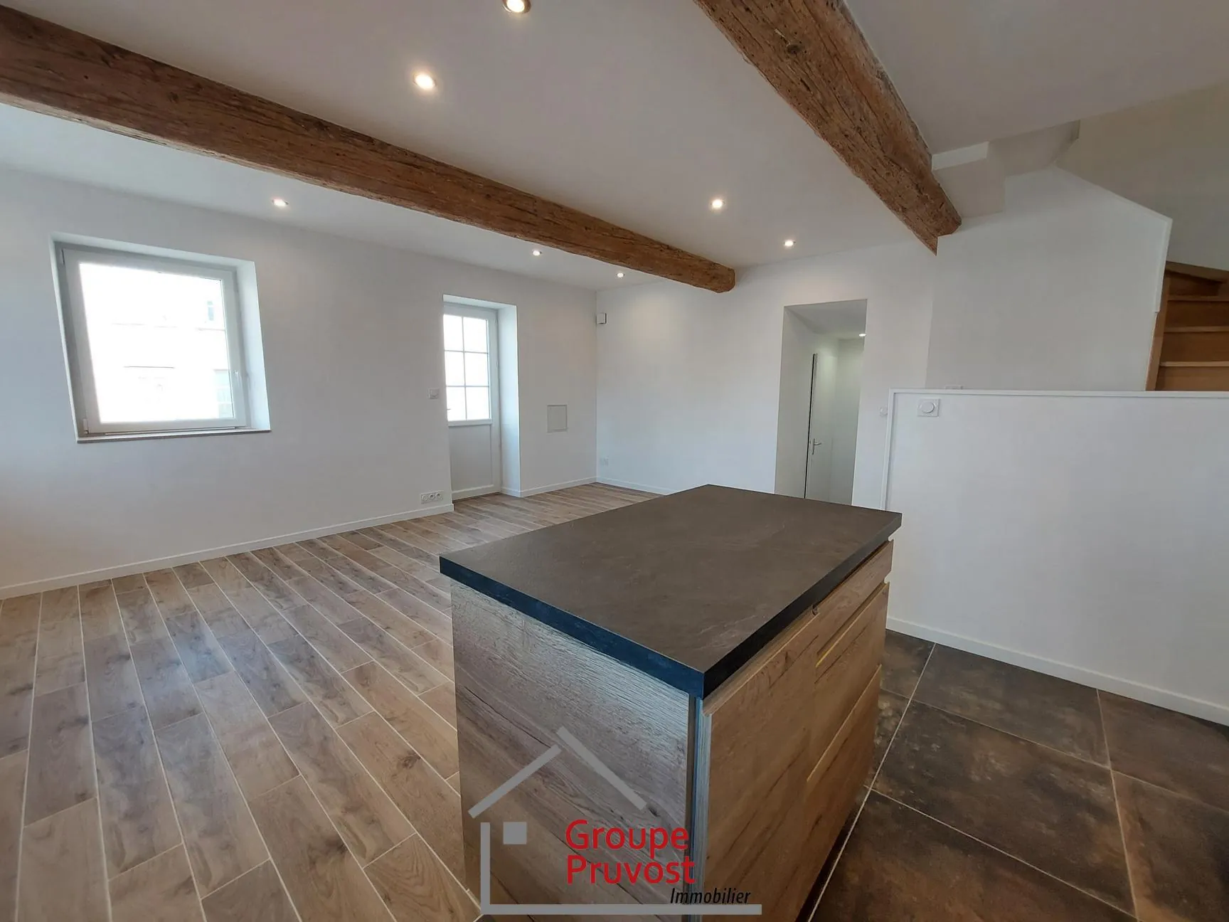 Achat maison de village moderne de 74 m² à Vaugneray 