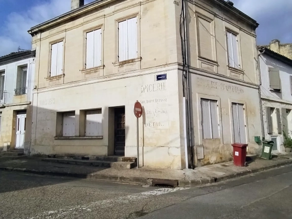 Maison en pierre de 126 m² avec 3 chambres à Portets