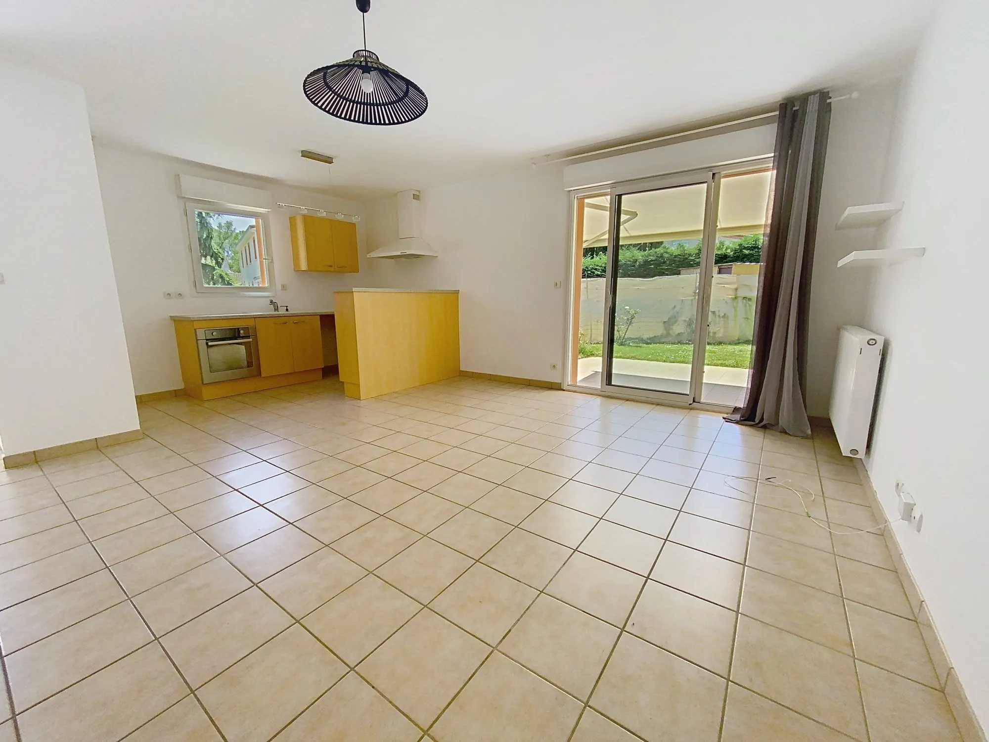 Maison à vendre à Lescure-d'Albigeois – 100 m², jardin, 2 chambres 