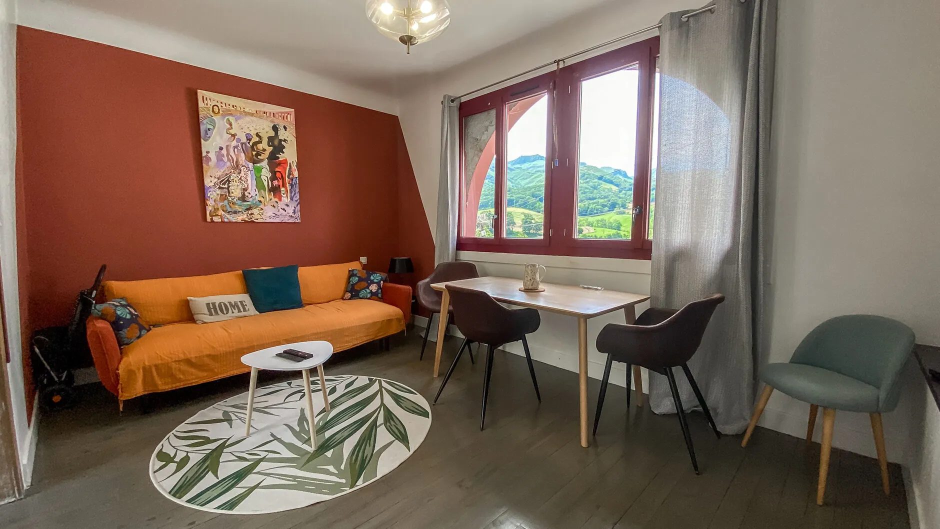 Maison basque rénovée avec vue montagne à Saint-Étienne-de-Baïgorry 