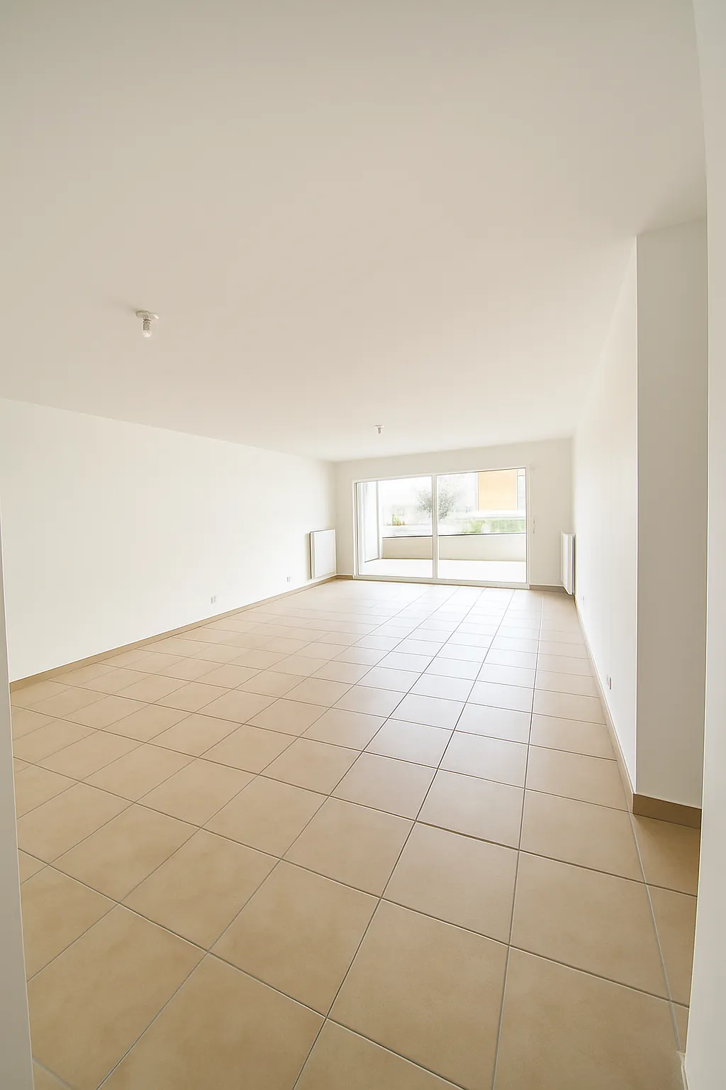 Belle appartement T3 de 80 m² avec terrasse à Tournon-sur-Rhône 