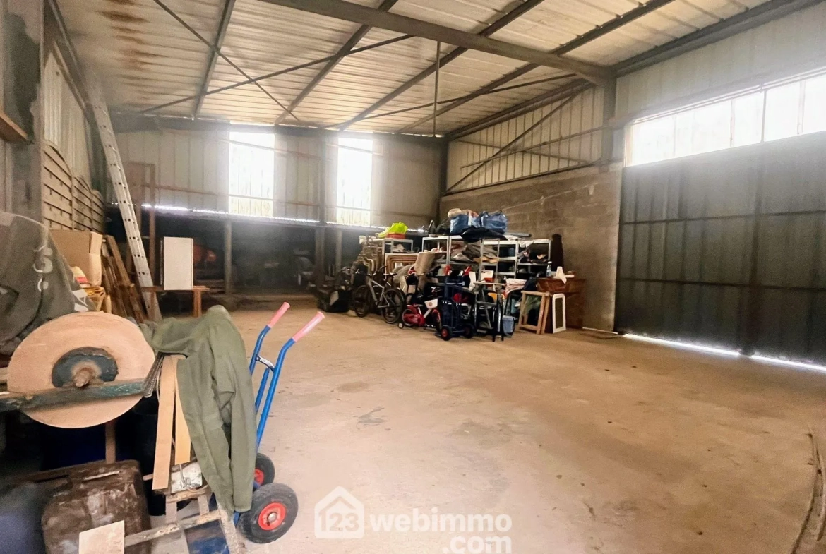 Maison de village à Camprond de 131 m² avec garage et jardin 