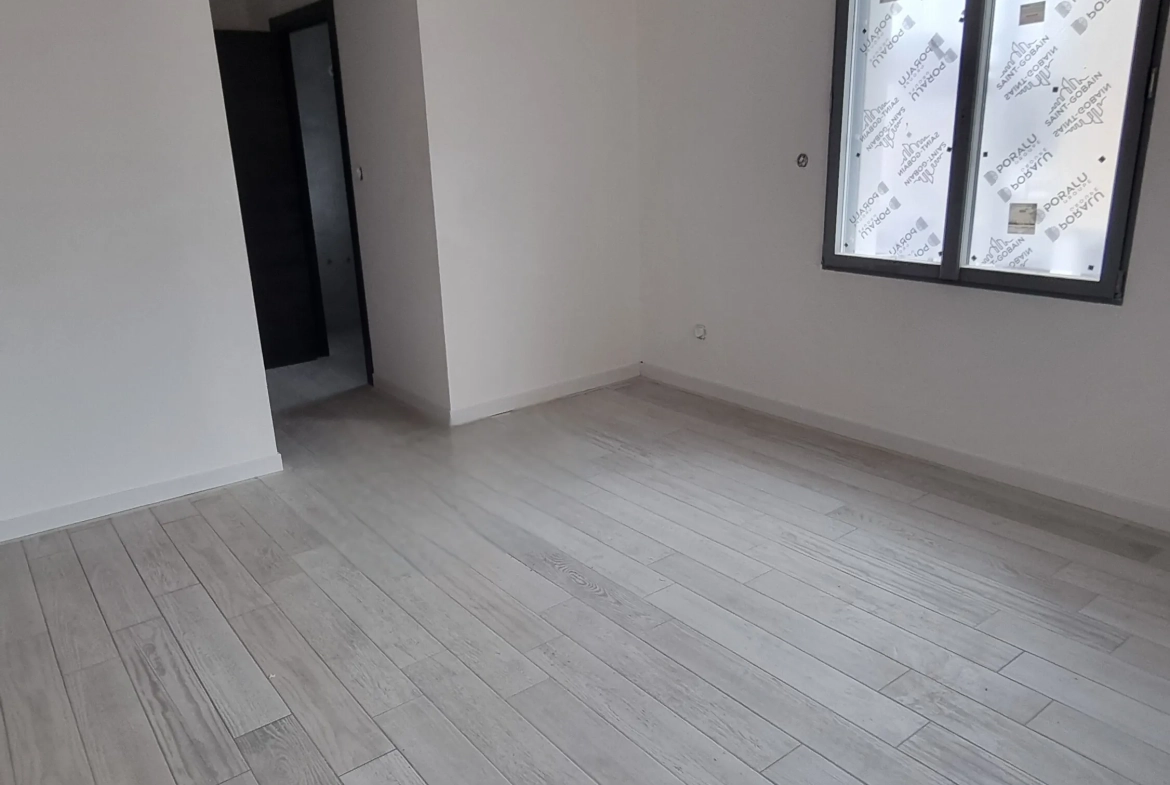 Belle maison avec grands volumes à vendre à Roanne - 174 m², 5 chambres 