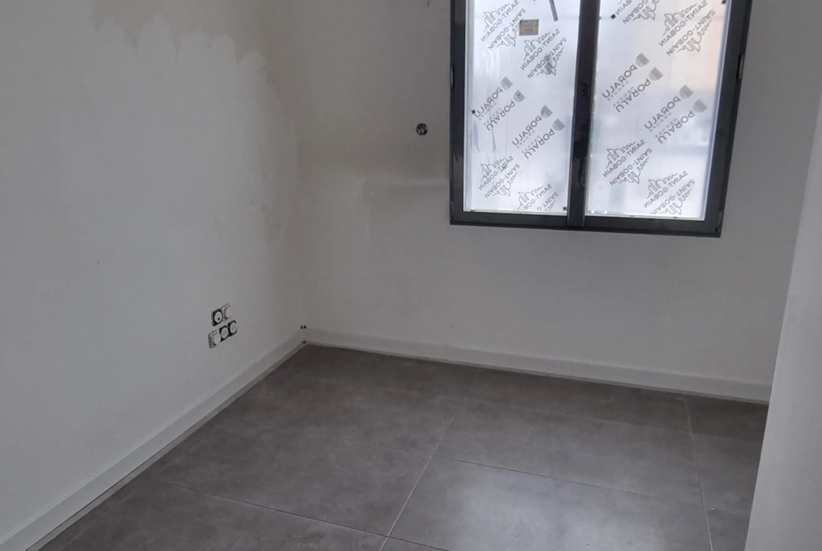 Belle maison avec grands volumes à vendre à Roanne - 174 m², 5 chambres 