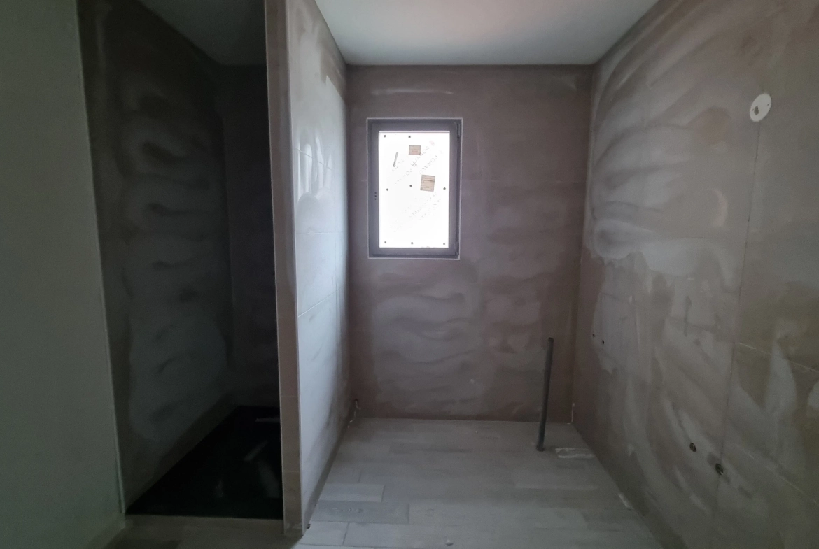 Belle maison avec grands volumes à vendre à Roanne - 174 m², 5 chambres 