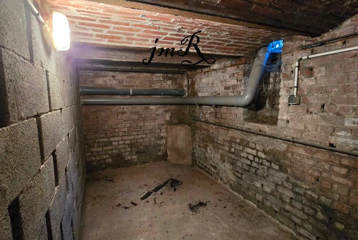 Appartement F2 à Valenciennes centre-ville avec cave et chauffage électrique 