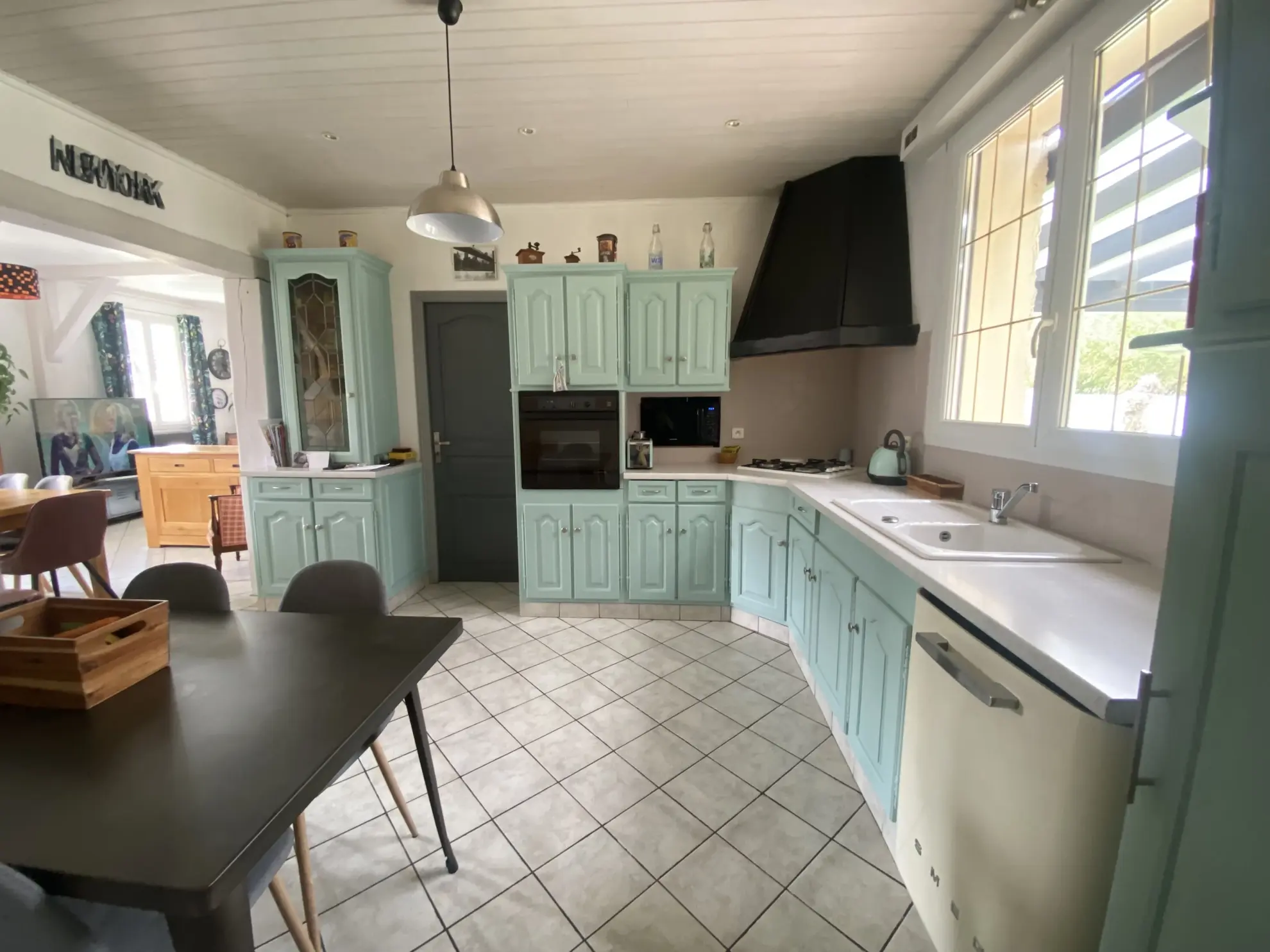 Vente maison individuelle à Roye – 120 m² avec jardin, garage et 4 chambres 