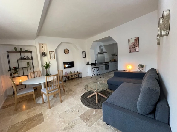 Appartement T2 en duplex rénové au centre-ville d'Apt - 57m2