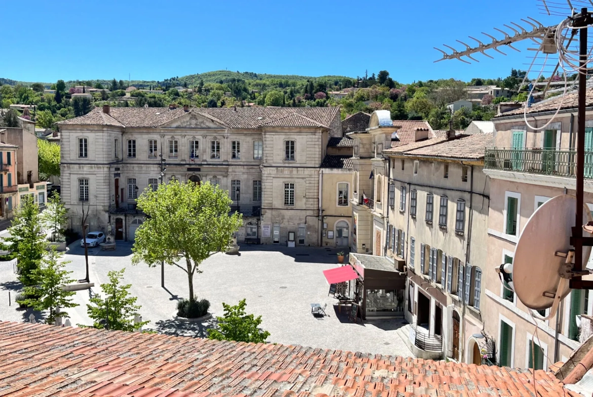 Appartement T2 en duplex rénové au centre-ville d'Apt - 57m2 