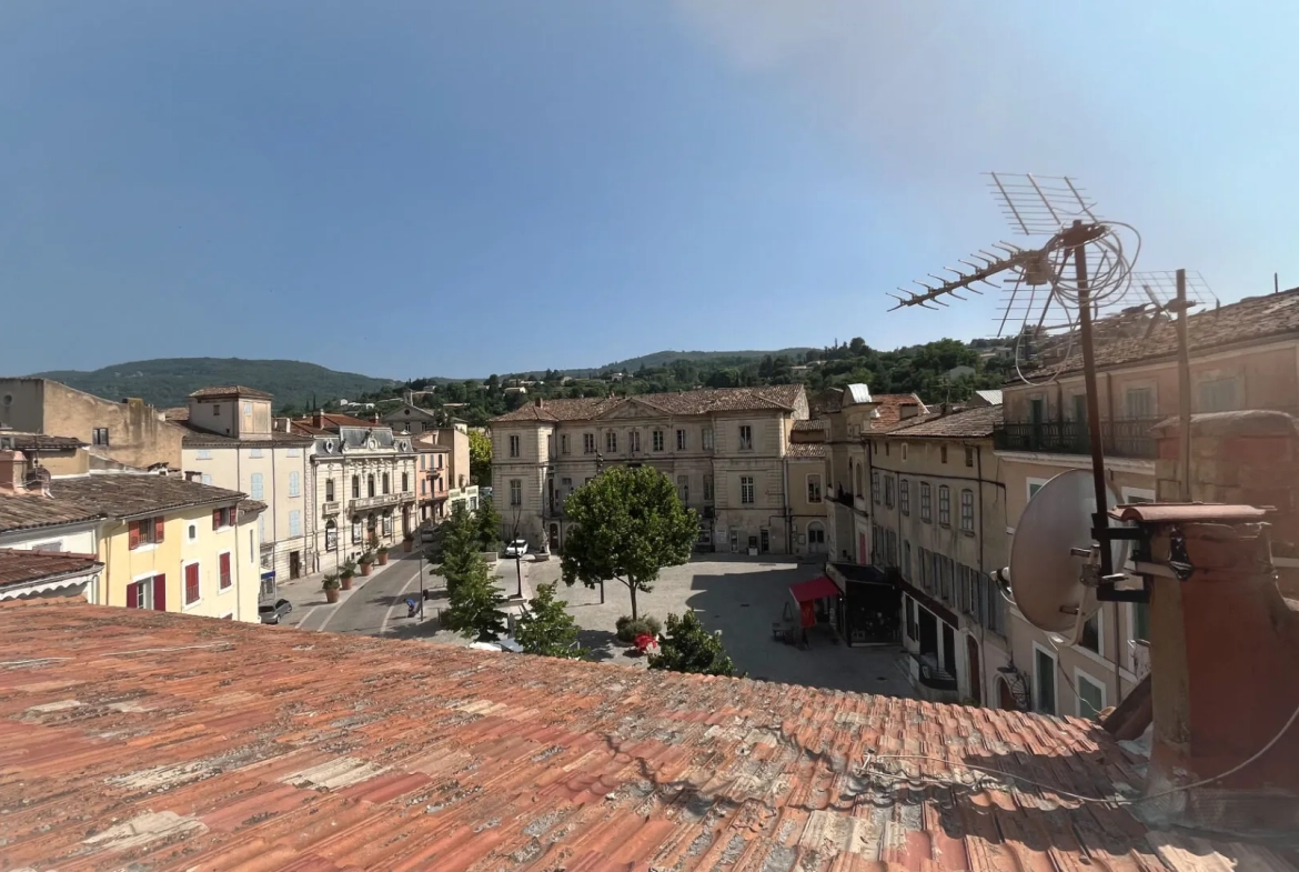 Appartement T2 en duplex rénové au centre-ville d'Apt - 57m2 