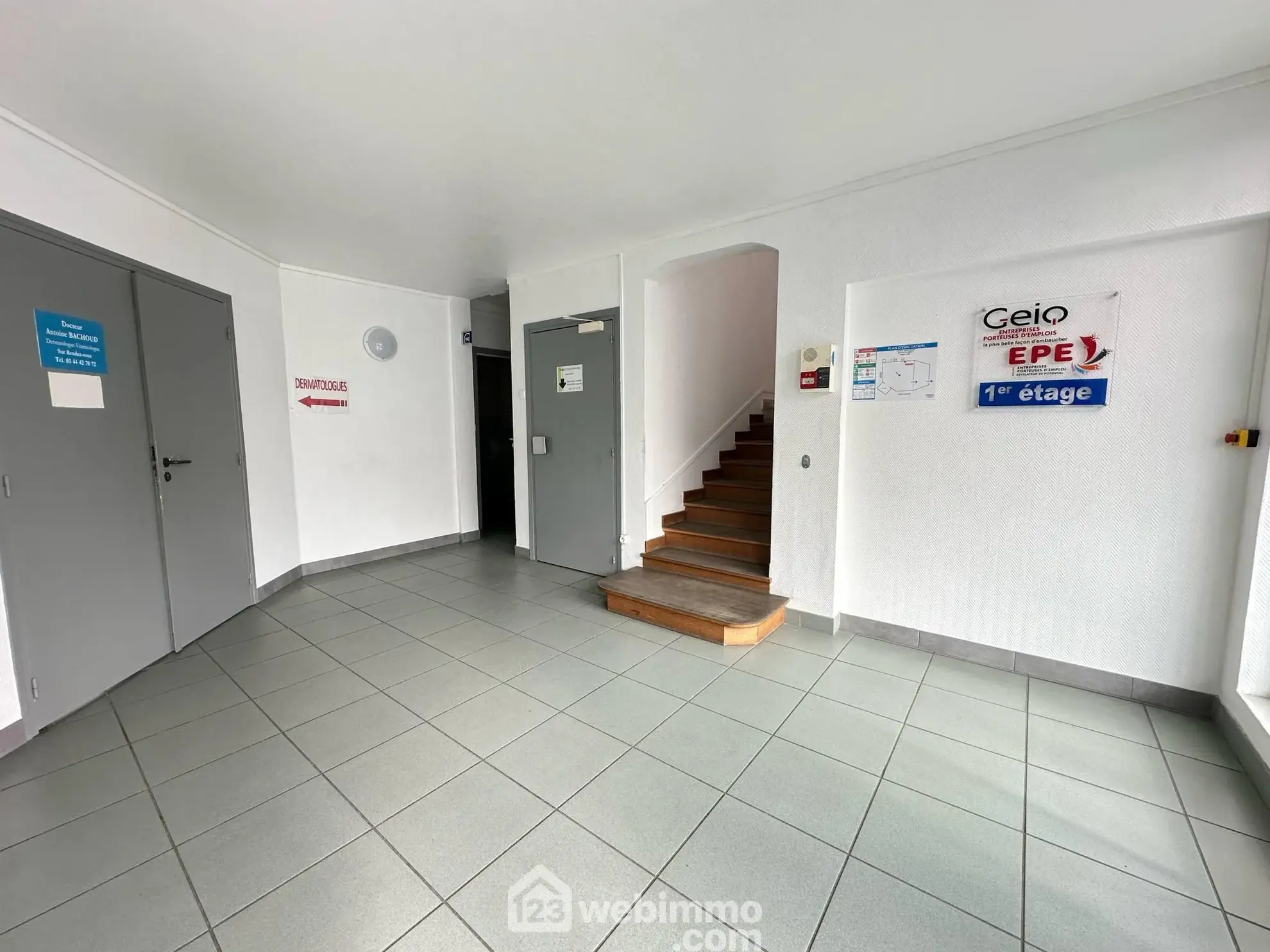 Achat espace de bureaux de 400 m² à Laon – Opportunité d'investissement 