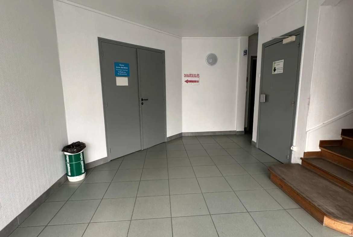 Achat espace de bureaux de 400 m² à Laon – Opportunité d'investissement 