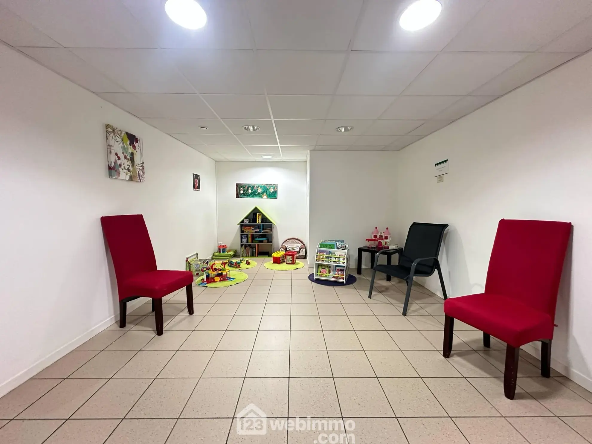 Achat espace de bureaux de 400 m² à Laon – Opportunité d'investissement 