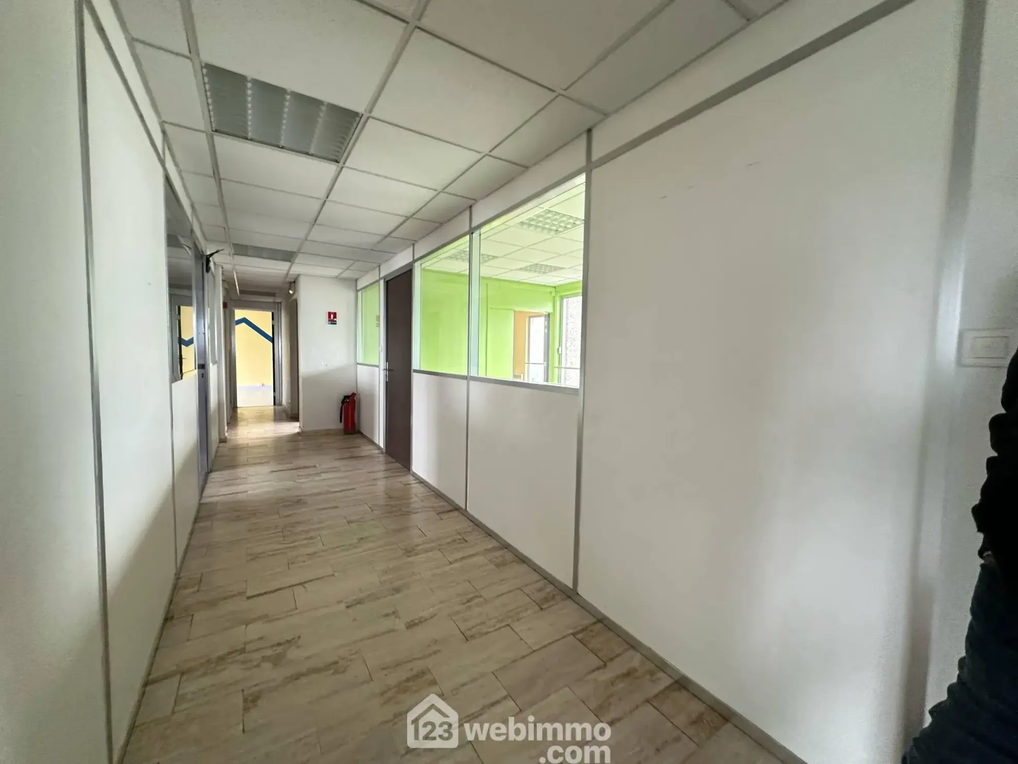 Achat espace de bureaux de 400 m² à Laon – Opportunité d'investissement 