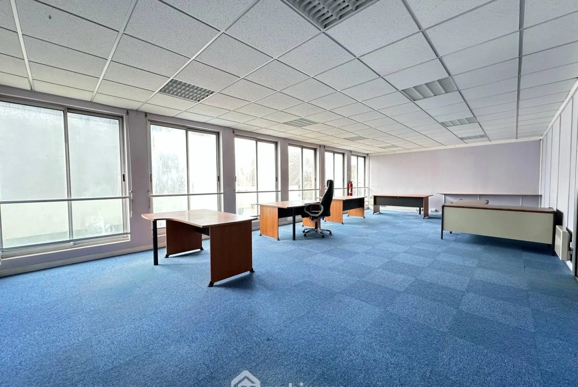 Achat espace de bureaux de 400 m² à Laon – Opportunité d'investissement 